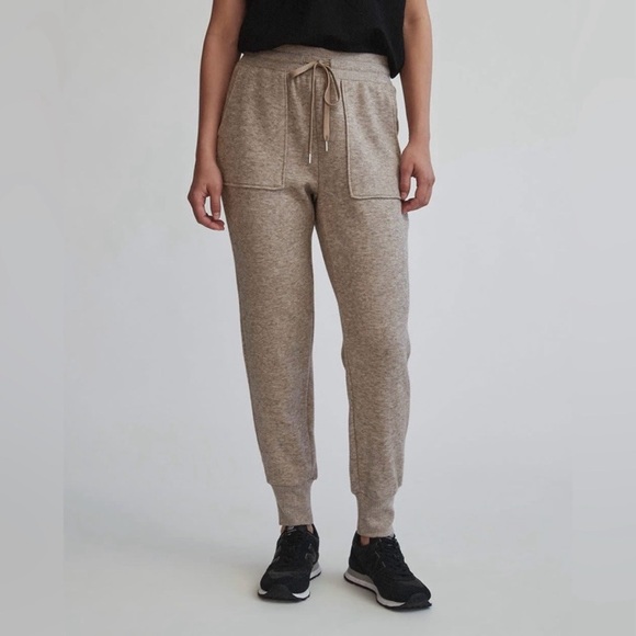 RW&CO Brushed Knit Jogger Pant NWT - Picture 3 of 9